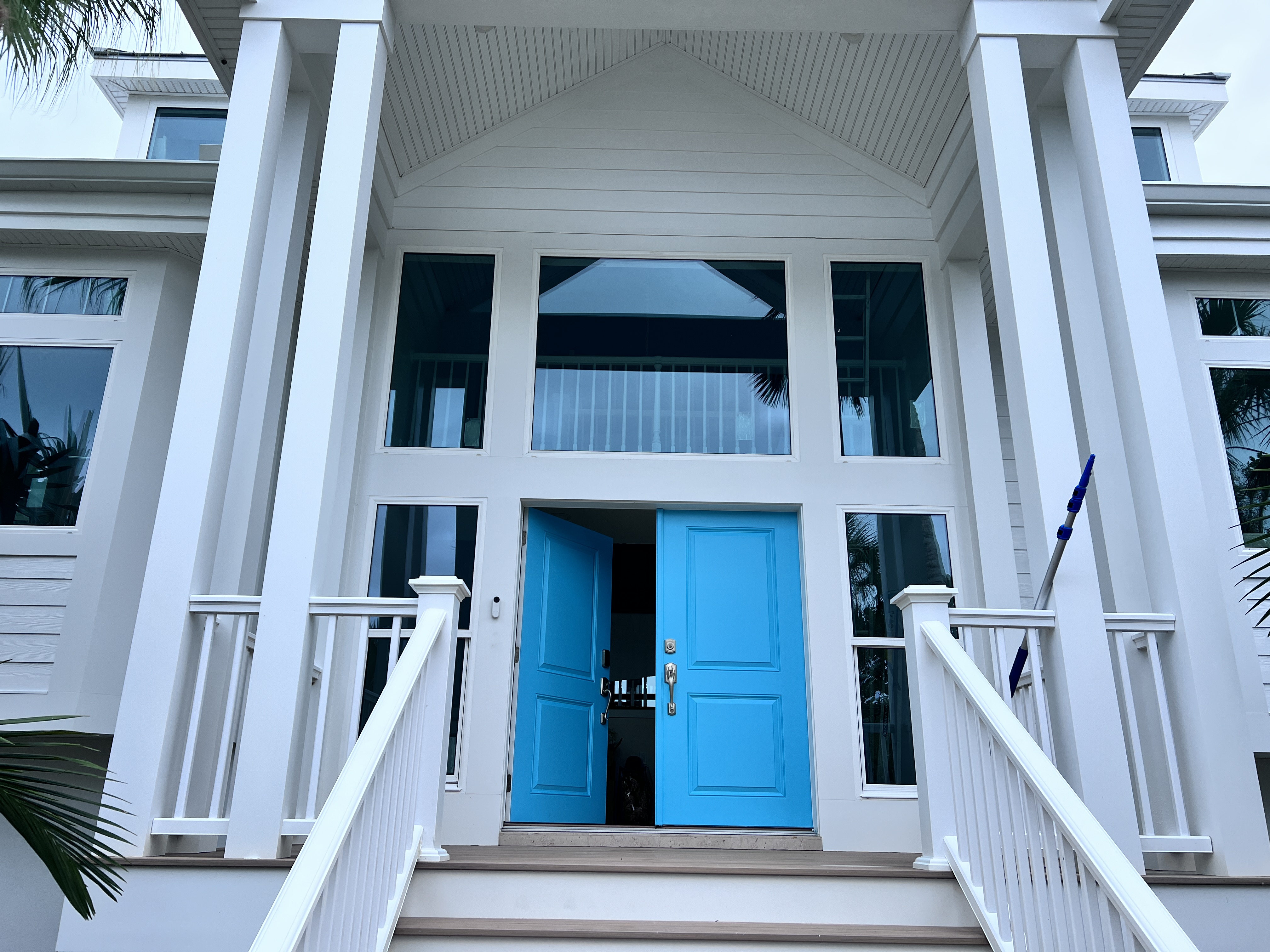 Window Cleaning on Sanibel Island, FL Thumbnail